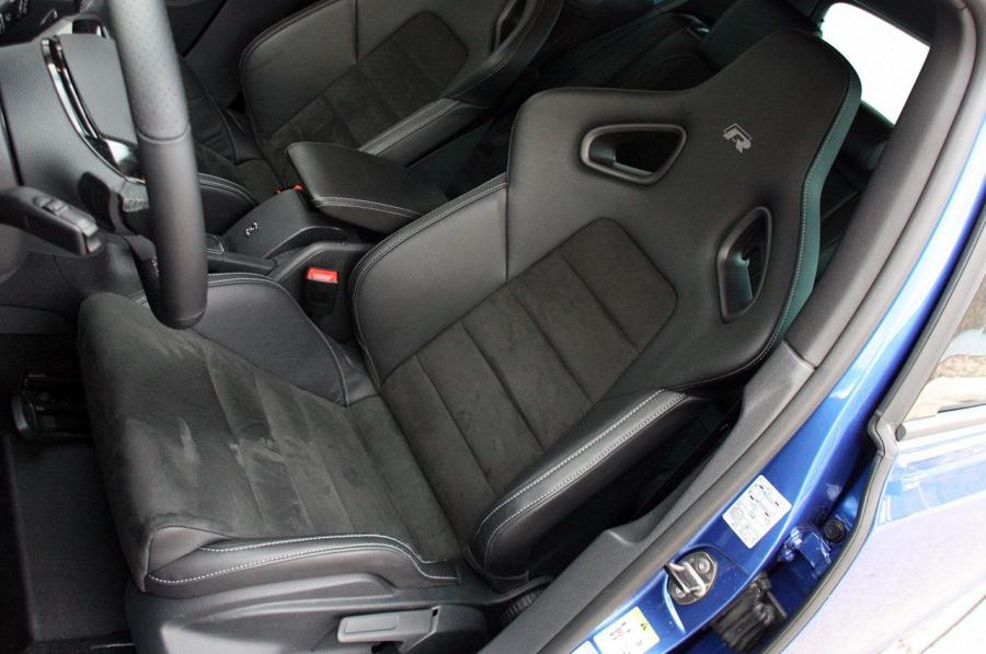 Volkswagen Golf R 2012 года  (фото 89 из 106)